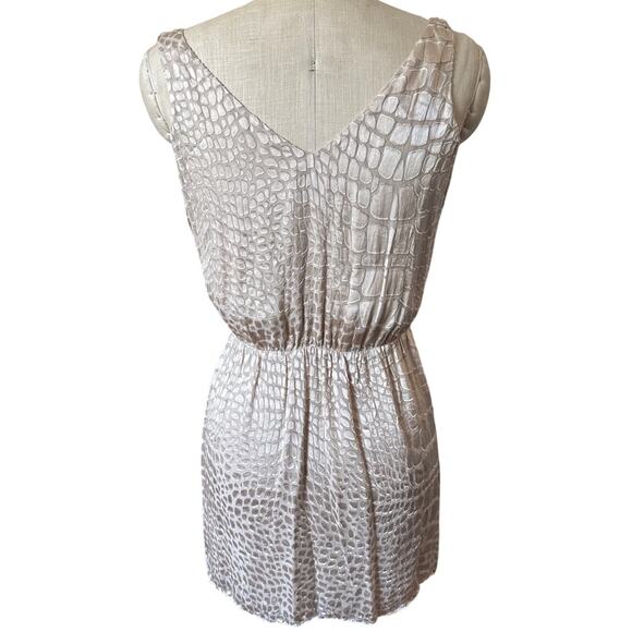 NWOT Haute Hippie  Faux Wrap Alligator Jacquard Dress in Buff Beige Size Small - Picture 4 of 10